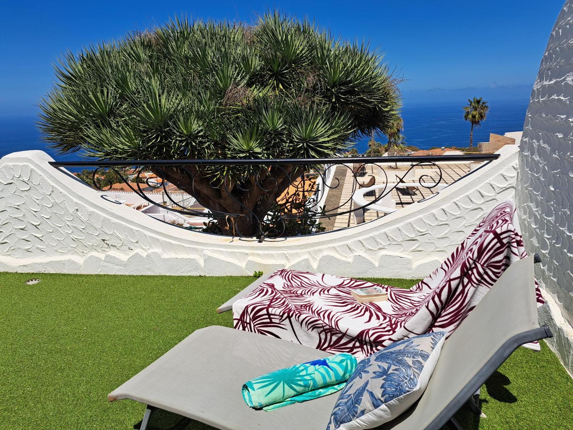 Sunny Tenerife Apartment - Ocean Views Такоронте Екстериор снимка
